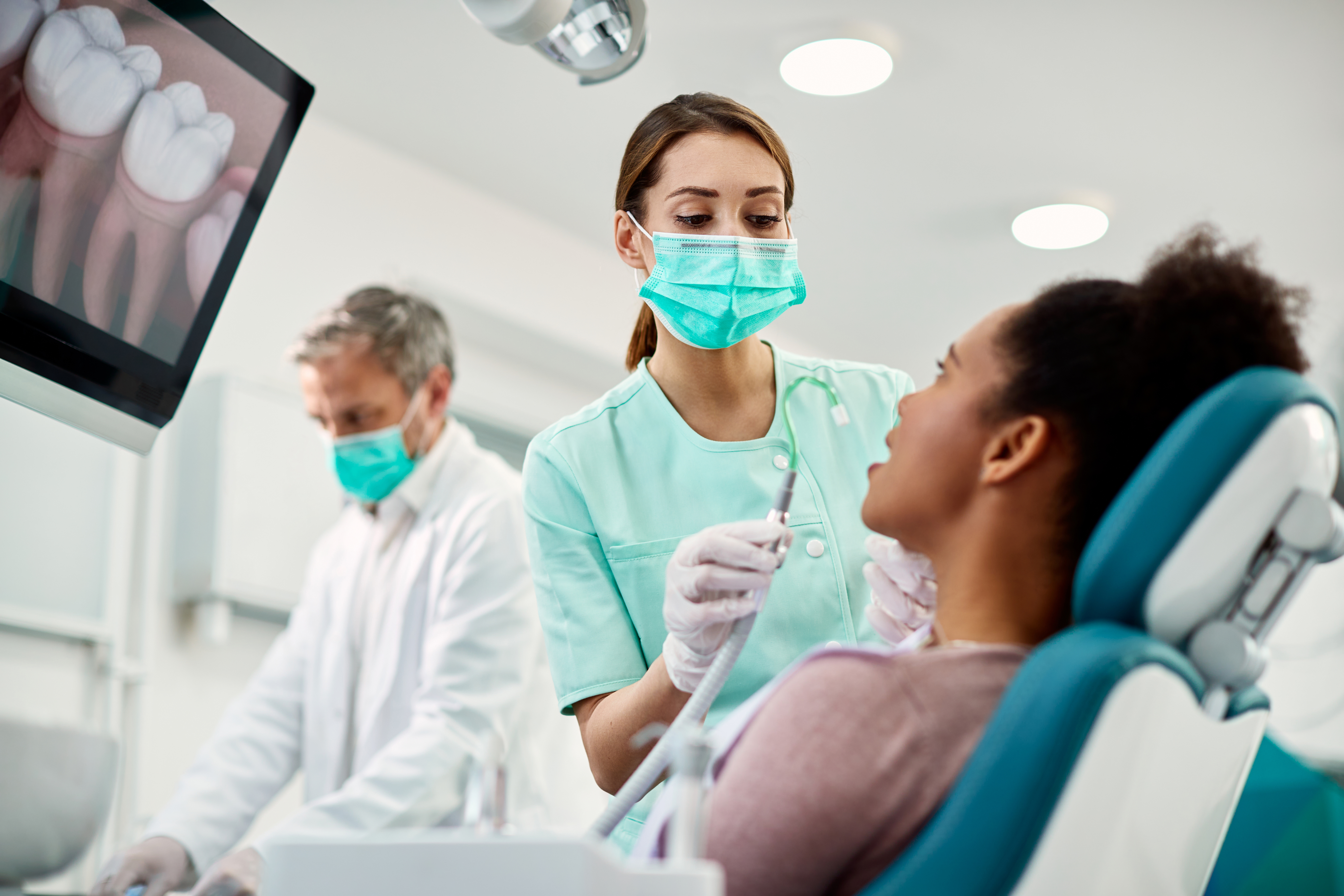 Teeth bonding in a North York dentistry