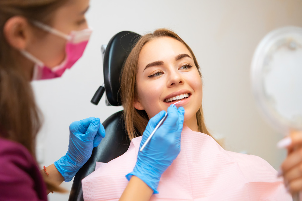 Teeth bonding in a North York dentistry